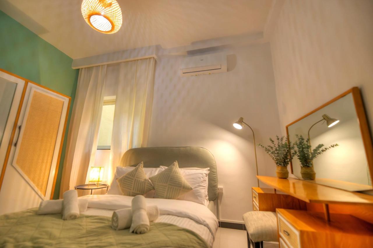 Beautifully Furnished Seafront 4 Bedrooms Goslm-4 Σλιέμα Εξωτερικό φωτογραφία