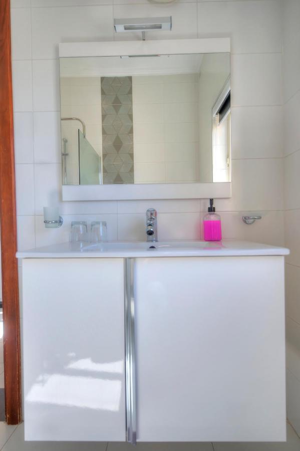 Beautifully Furnished Seafront 4 Bedrooms Goslm-4 Σλιέμα Εξωτερικό φωτογραφία