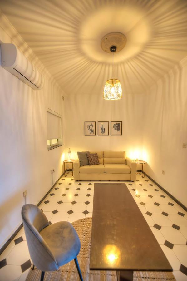 Beautifully Furnished Seafront 4 Bedrooms Goslm-4 Σλιέμα Εξωτερικό φωτογραφία