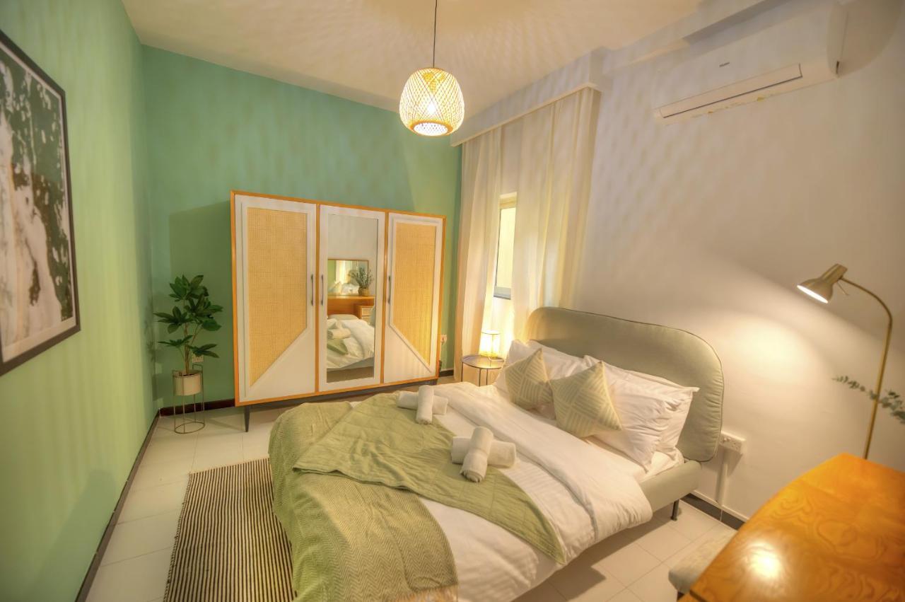Beautifully Furnished Seafront 4 Bedrooms Goslm-4 Σλιέμα Εξωτερικό φωτογραφία